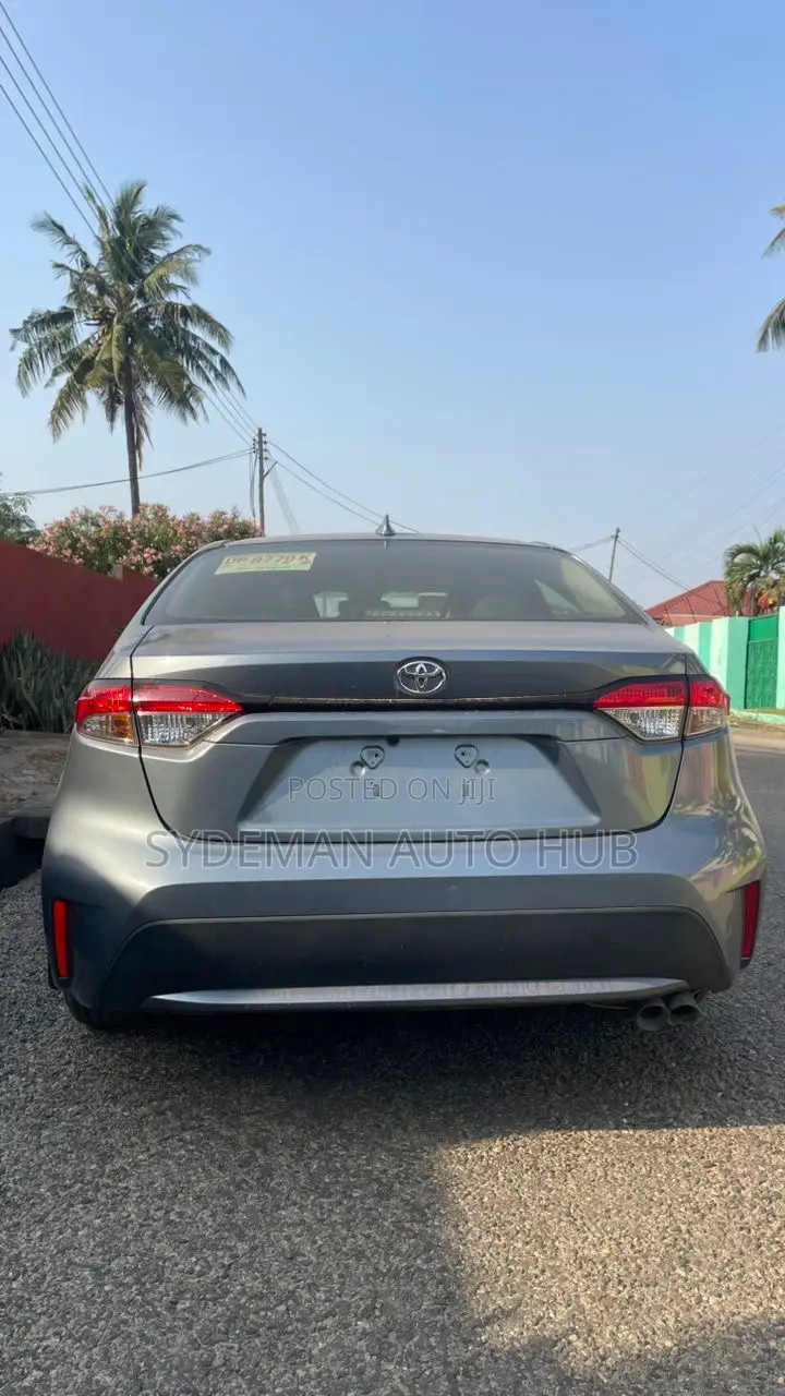 Toyota Corolla 2021 Gray