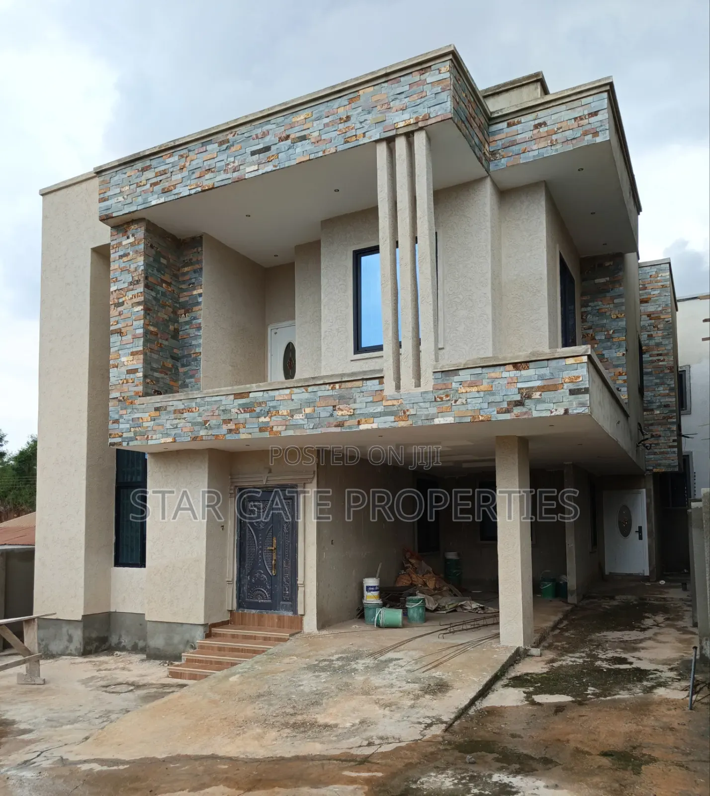 4bdrm House in Santasi Brofoyedu, Kumasi Metropolitan for sale