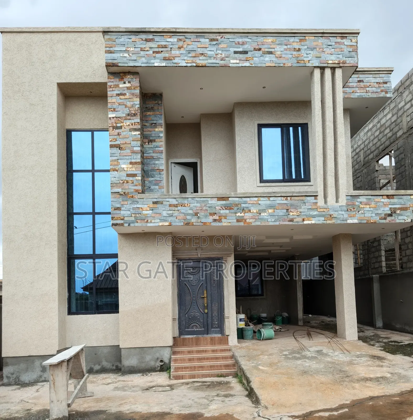 4bdrm House in Santasi Brofoyedu, Kumasi Metropolitan for sale