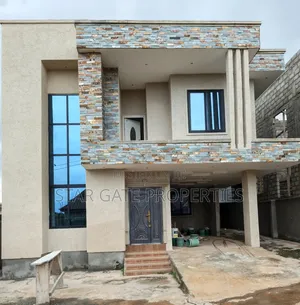 4bdrm House in Santasi Brofoyedu, Kumasi Metropolitan for sale