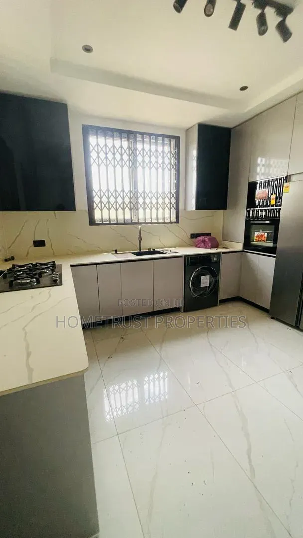 2bdrm Apartment in Kwabenya Acp for rent