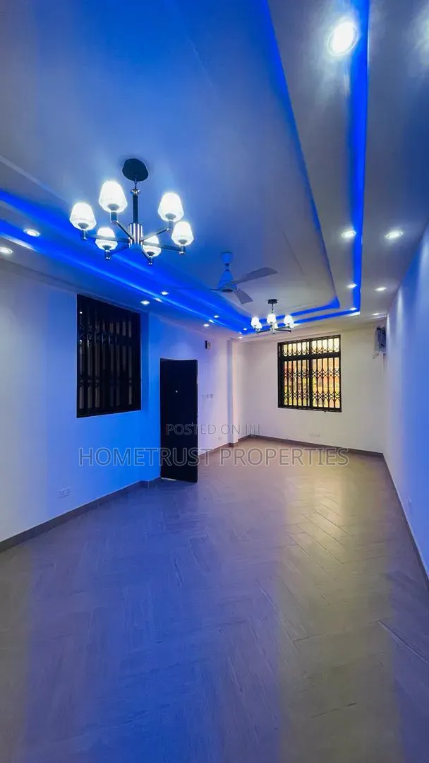 2bdrm Apartment in Kwabenya Acp for rent