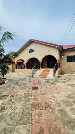 5bdrm House in Amasaman China Mall for rent