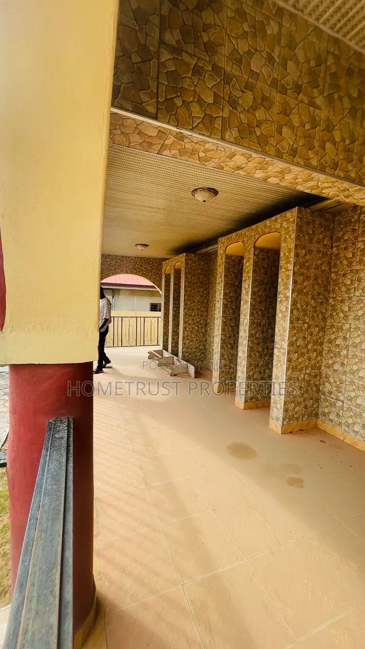 5bdrm House in Amasaman China Mall for rent