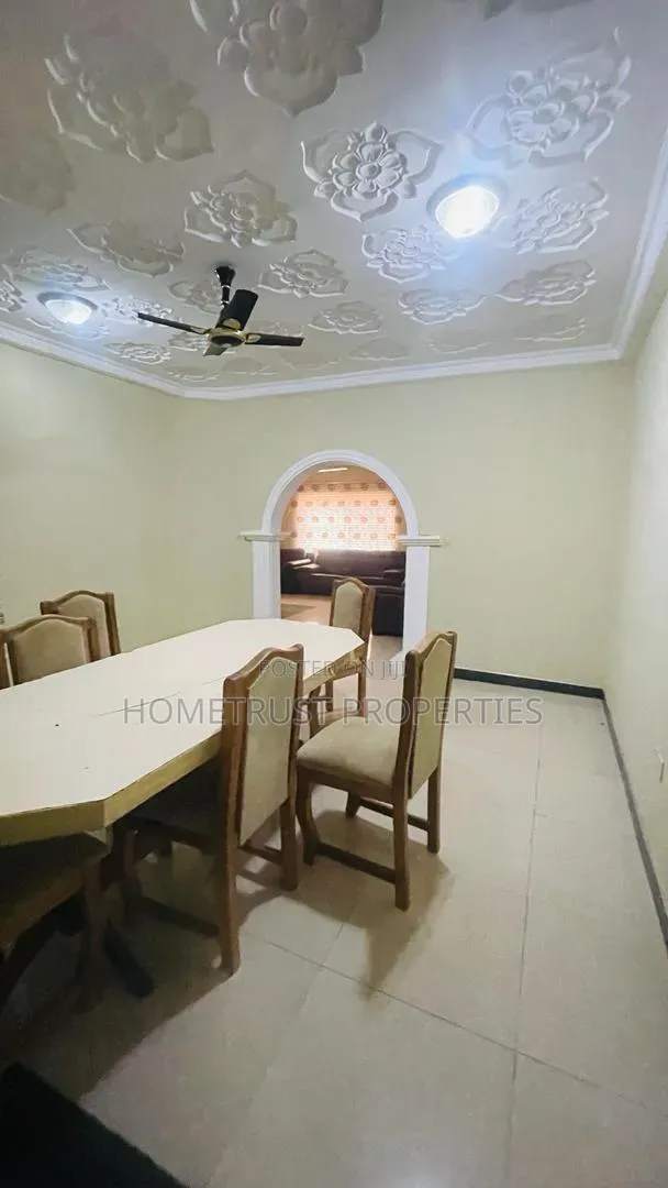 5bdrm House in Amasaman China Mall for rent