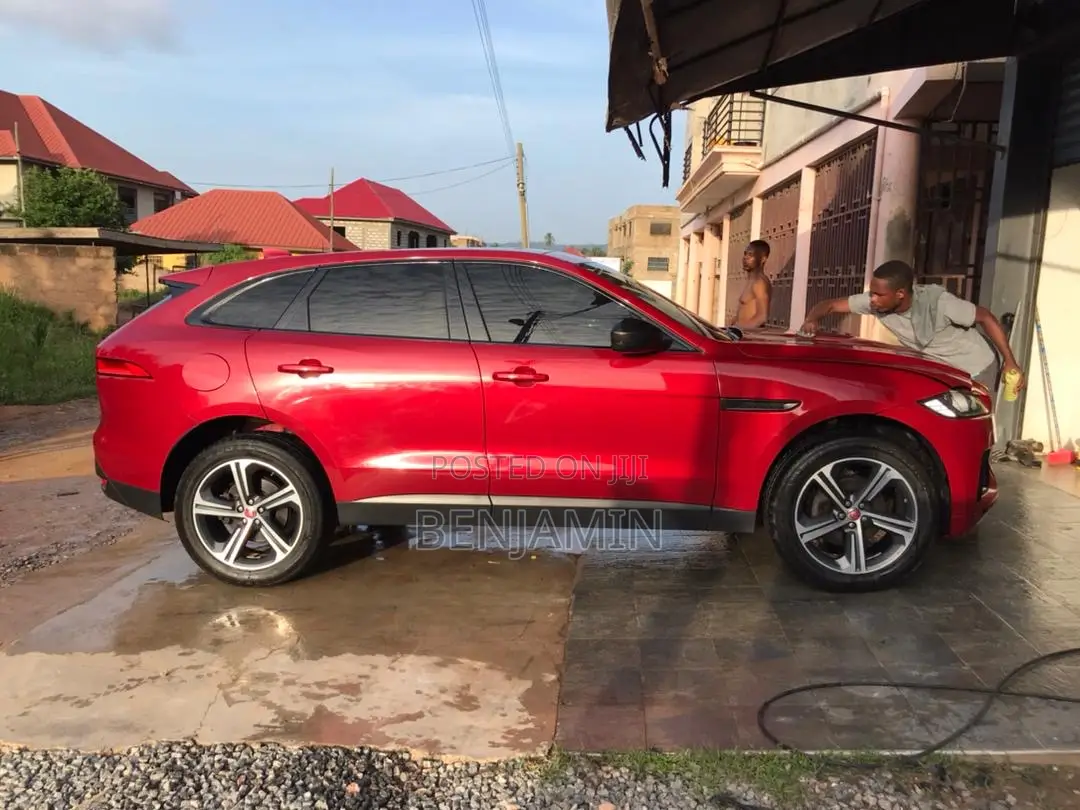 Jaguar F-Pace 20d Prestige AWD 2019 Red