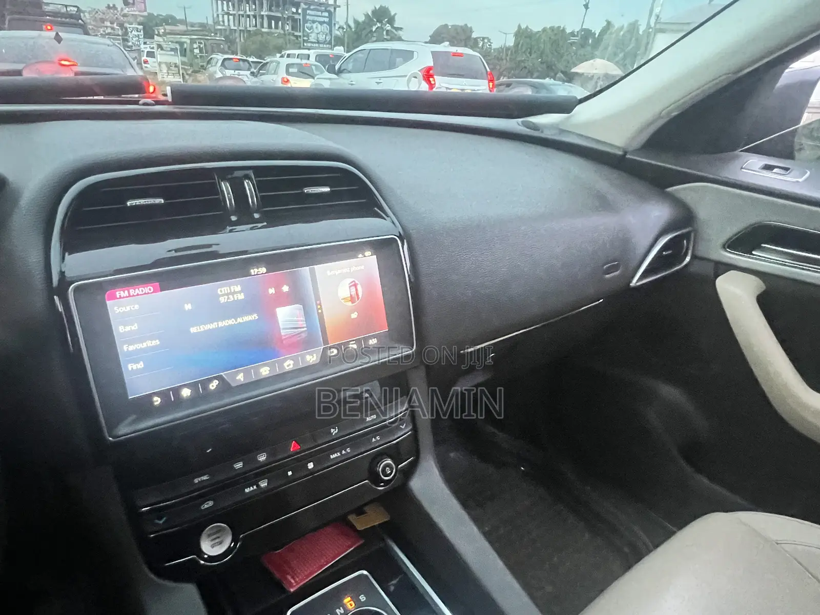 Jaguar F-Pace 20d Prestige AWD 2019 Red