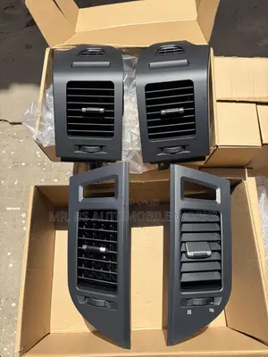 Mitsubishi Pajero Air Condition Vent Outlet 2007-2022