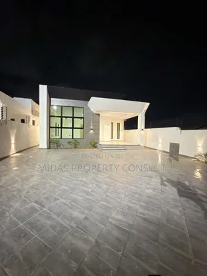 3bdrm House in Lakeside for sale