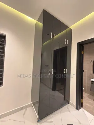 3bdrm House in Lakeside for sale