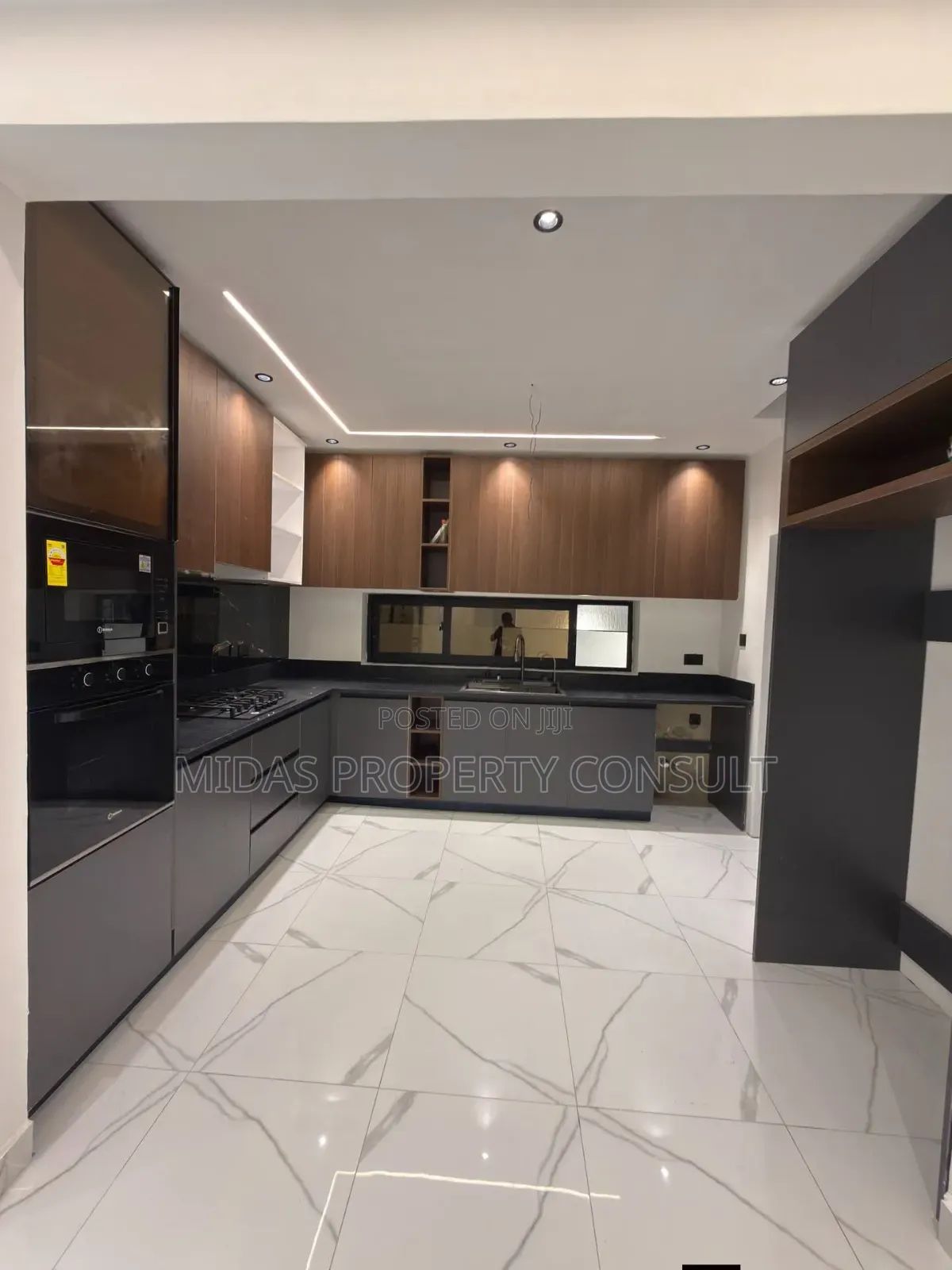 3bdrm House in Lakeside for sale