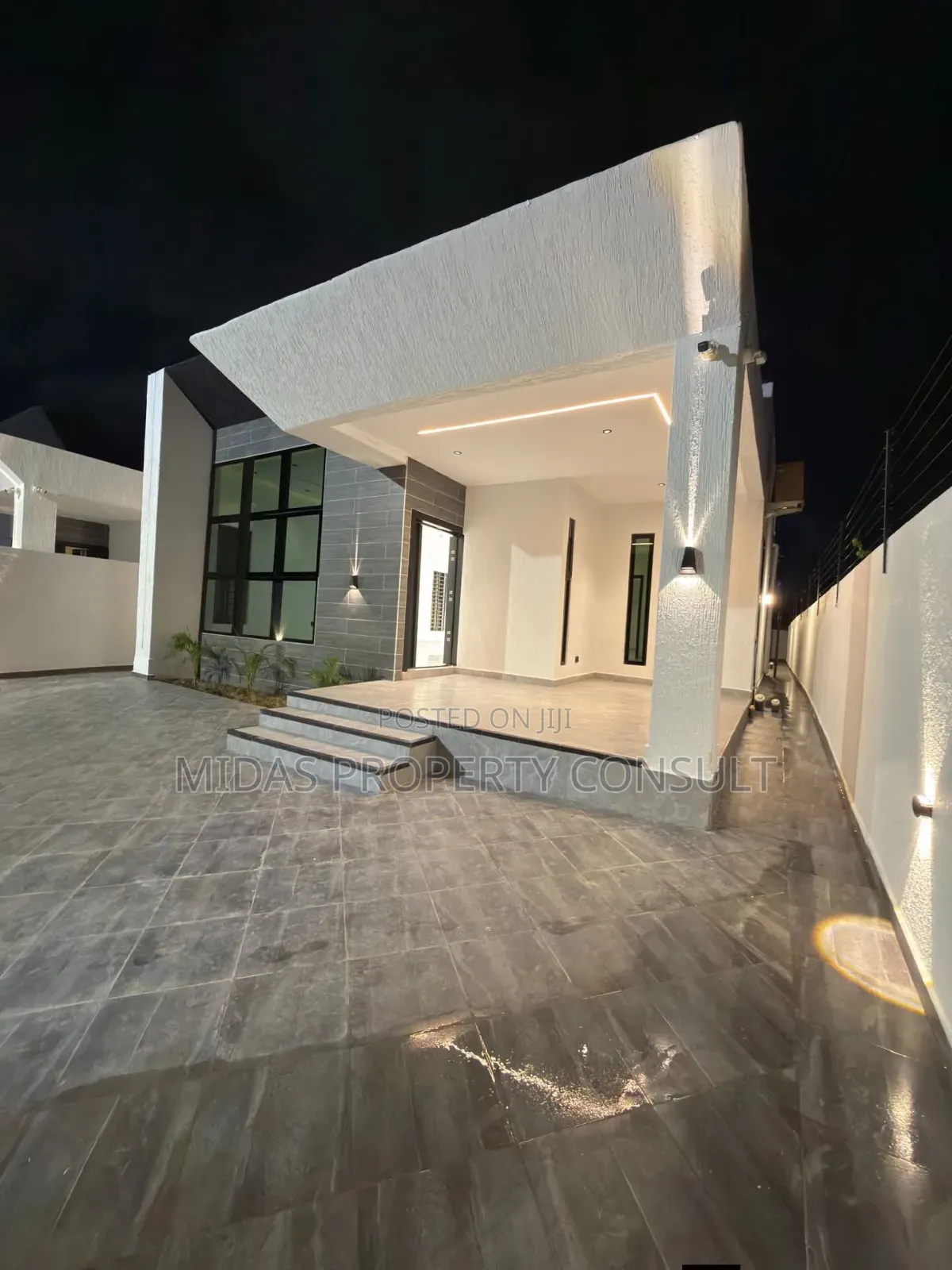 3bdrm House in Lakeside for sale
