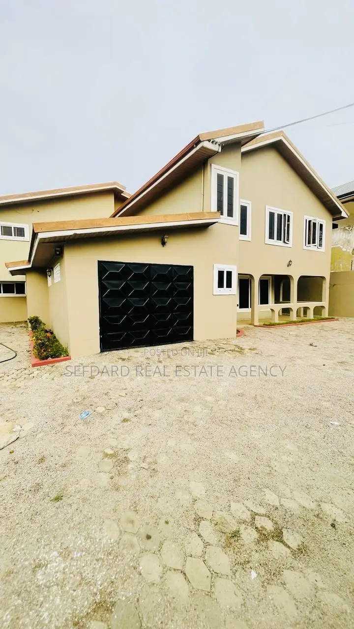 6bdrm House in Sefdard Properties, Kwabenya for rent