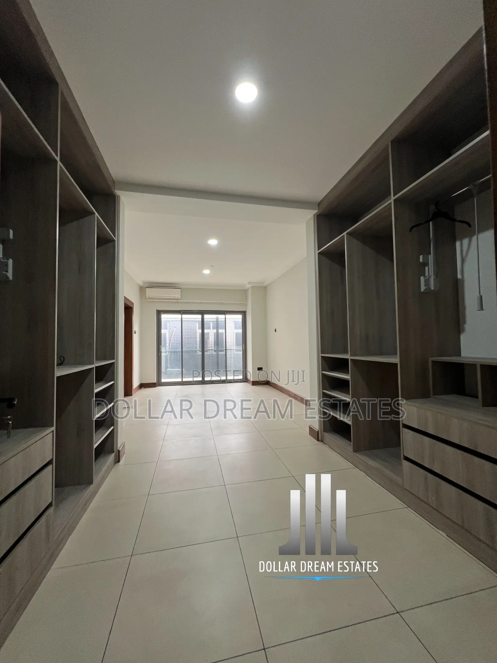3bdrm Townhouse / Terrace in Cantonments for rent