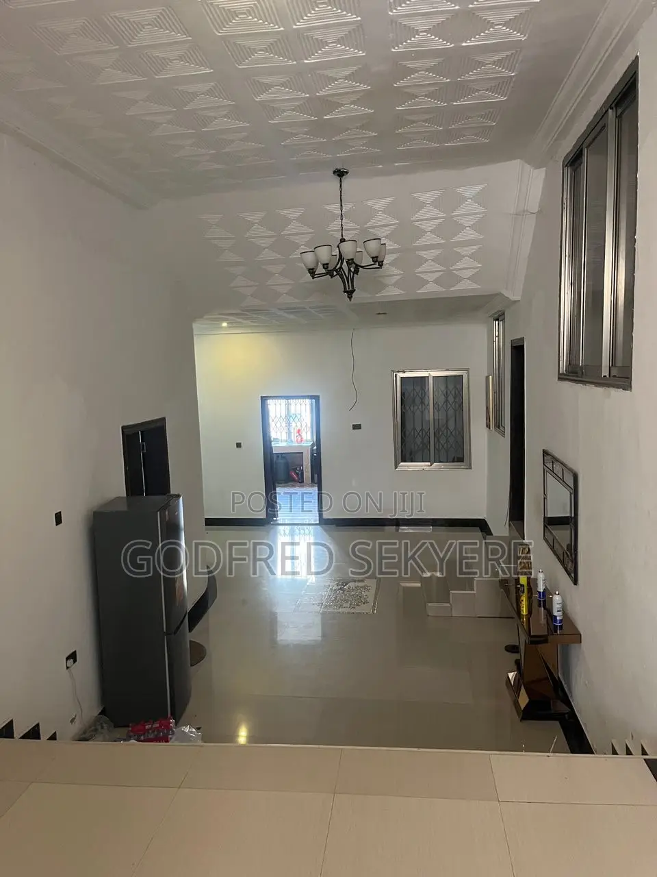 6bdrm House in Adeleke Estates, Kumasi Metropolitan for sale