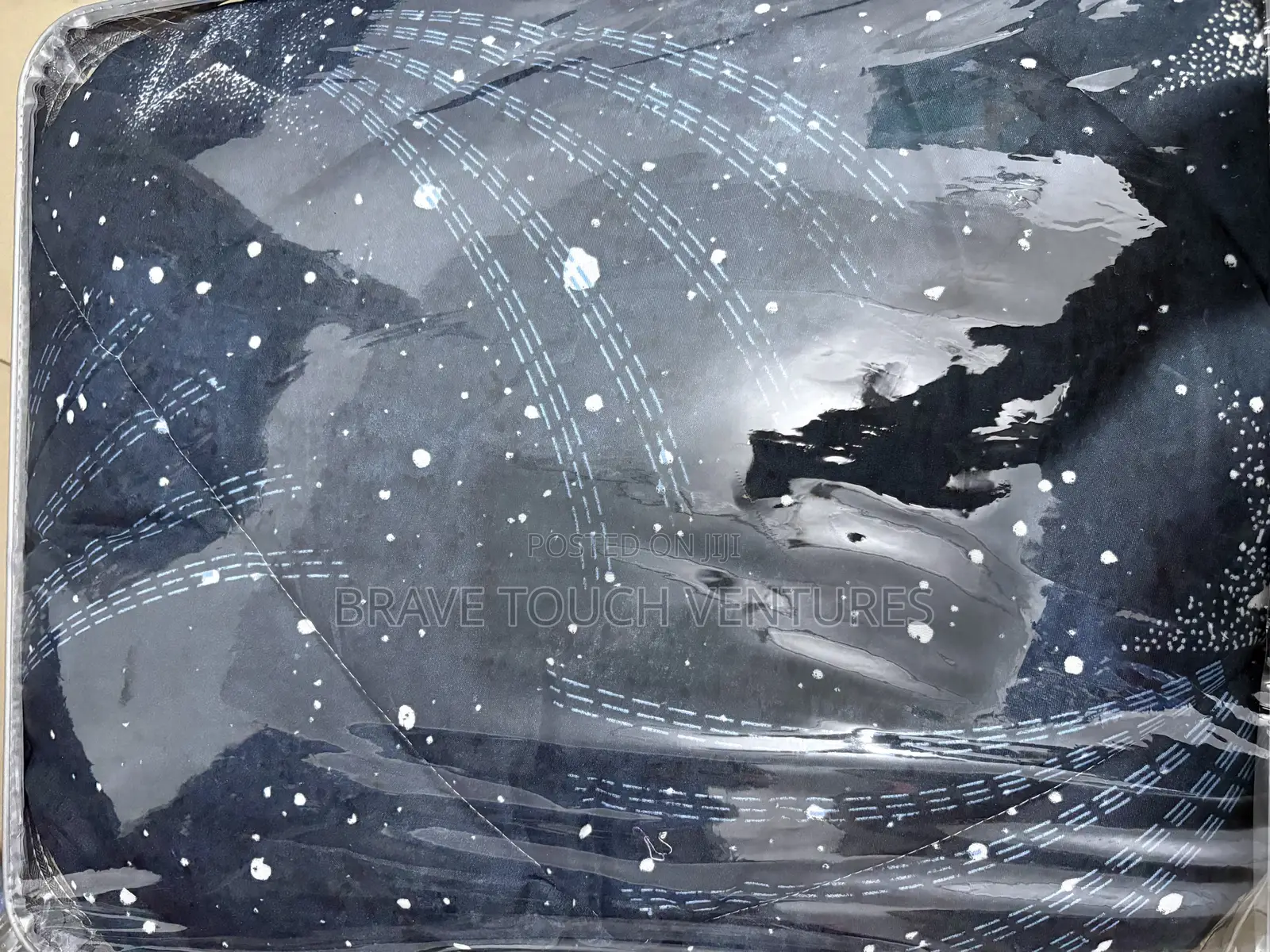 Double Bed Fluffly Duvet Blue Colour