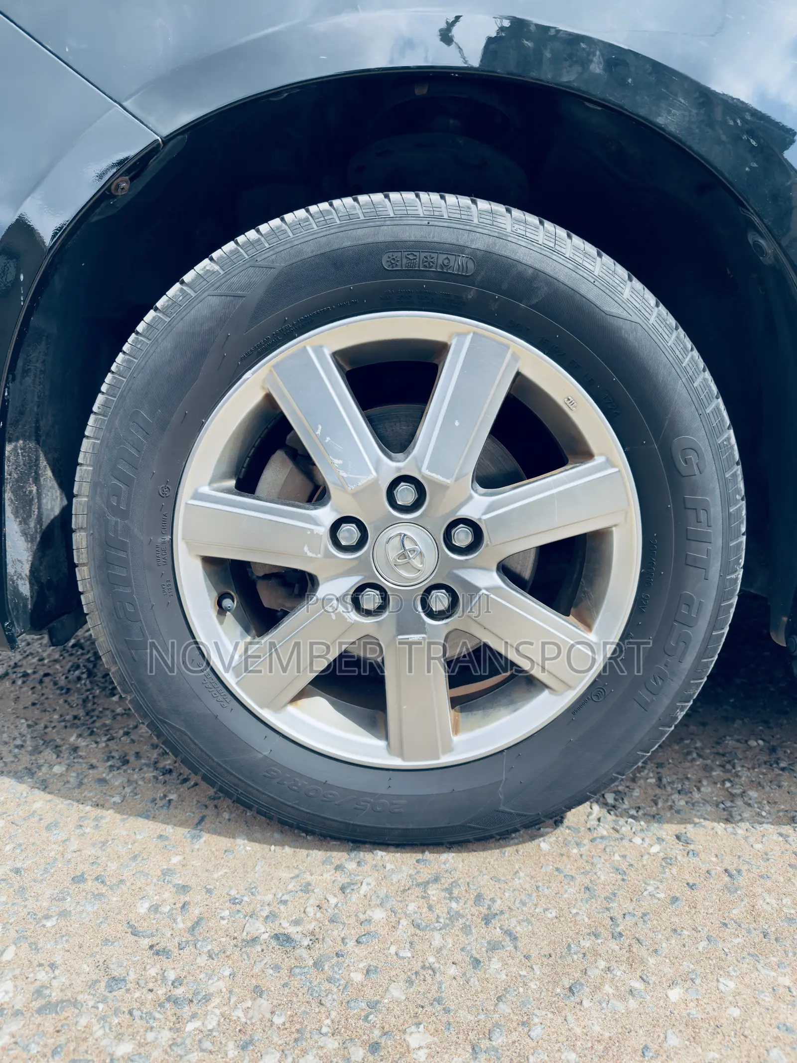 Toyota Voxy 2010 Black