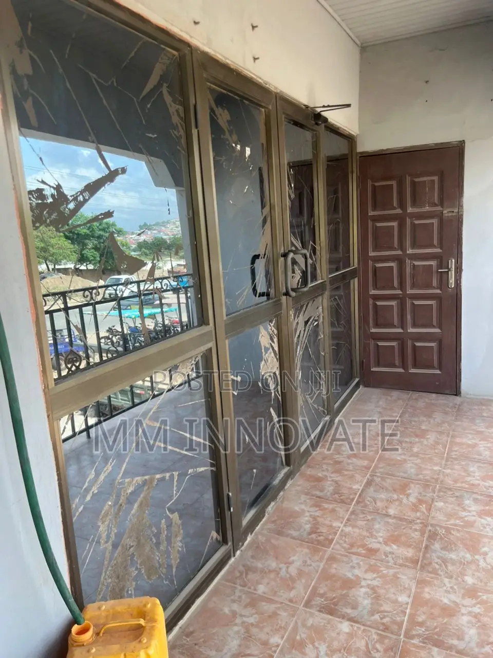 Store / Office for Rent