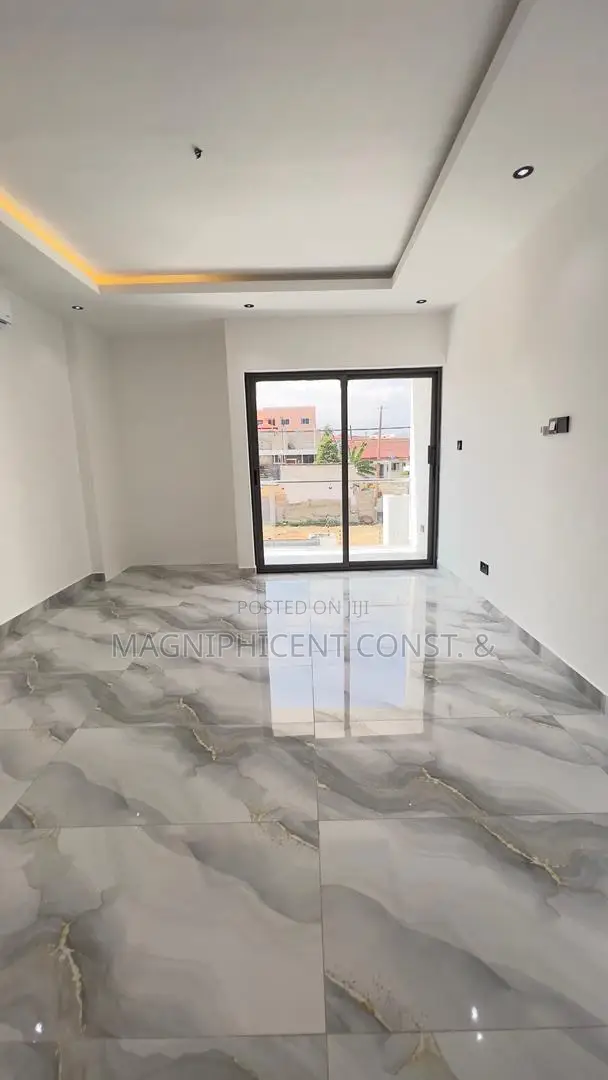 2bdrm Duplex in Magniphicent Estates, Ashaley Botwe for sale
