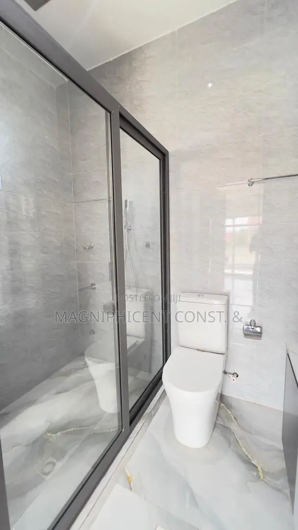 2bdrm Duplex in Magniphicent Estates, Ashaley Botwe for sale