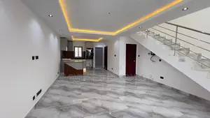 2bdrm Duplex in Magniphicent Estates, Ashaley Botwe for sale