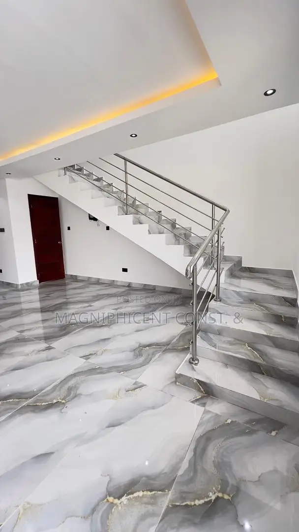 2bdrm Duplex in Magniphicent Estates, Ashaley Botwe for sale