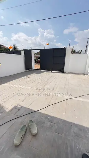 2bdrm Duplex in Magniphicent Estates, Ashaley Botwe for sale