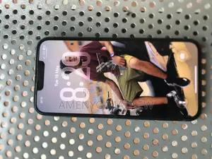 Apple iPhone 13 256 GB Green