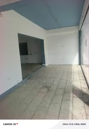 Prime Showroom Space for Rent on Osu Oxford Street