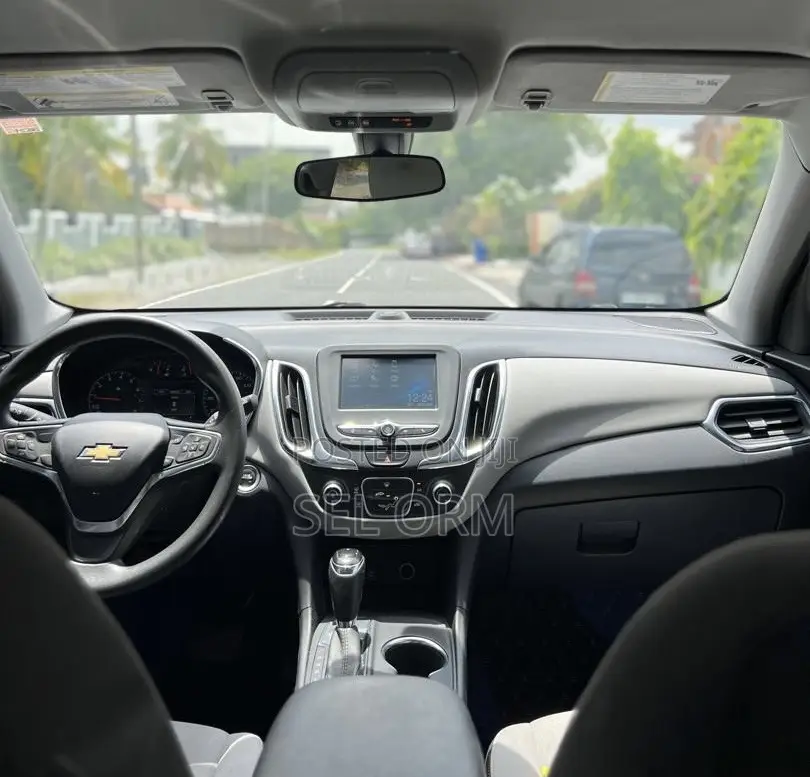 Chevrolet Equinox 2018 White