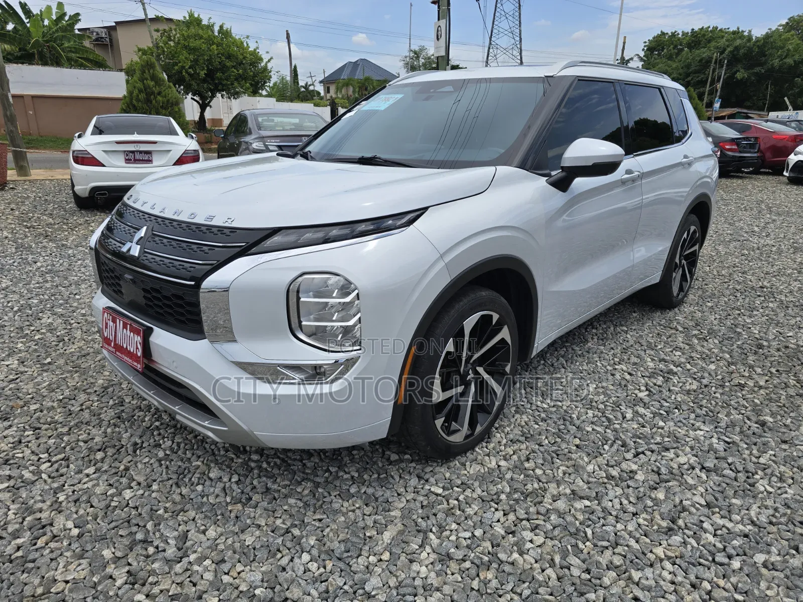 Mitsubishi Outlander SEL 2022 White