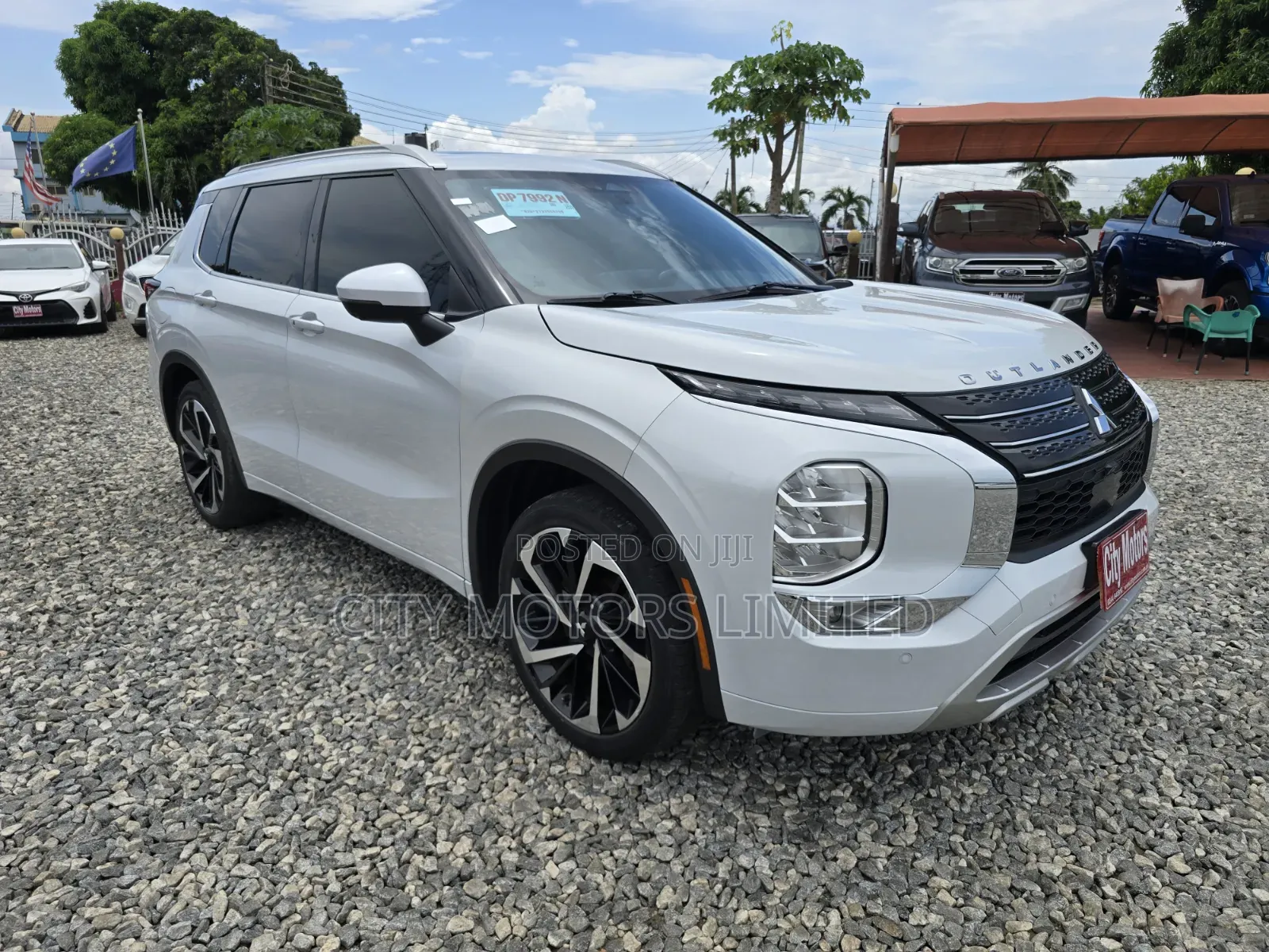 Mitsubishi Outlander SEL 2022 White