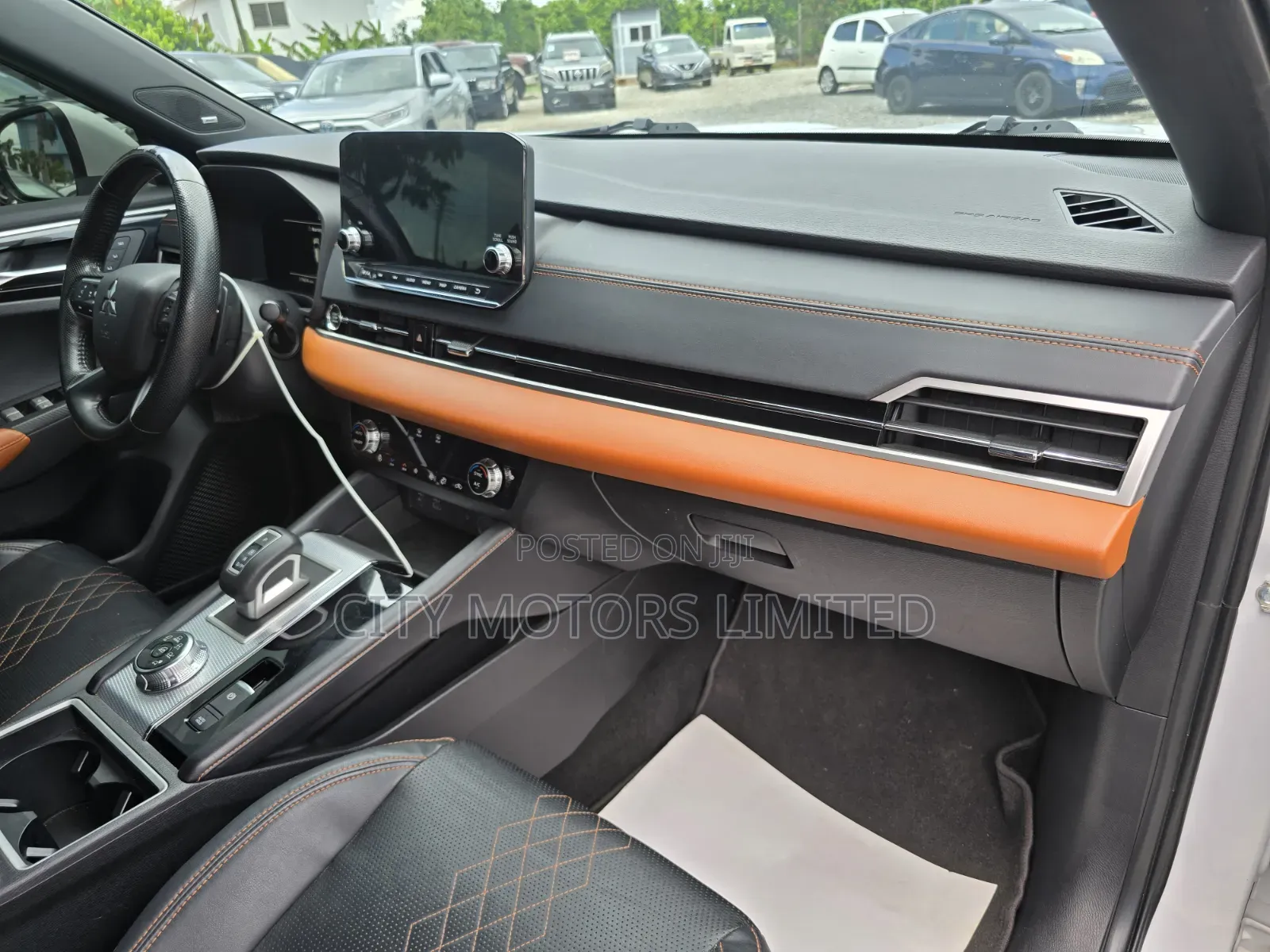 Mitsubishi Outlander SEL 2022 White
