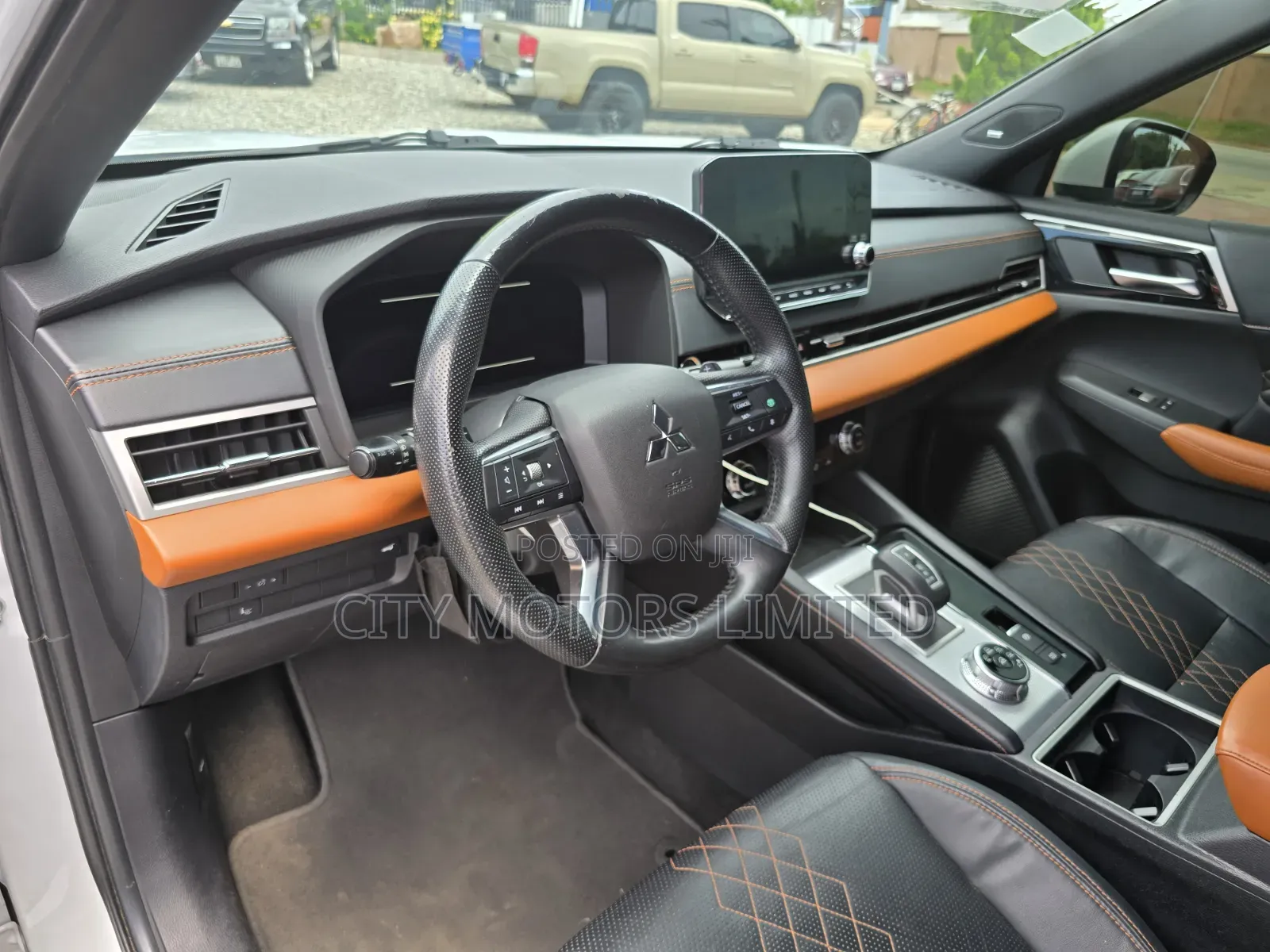 Mitsubishi Outlander SEL 2022 White