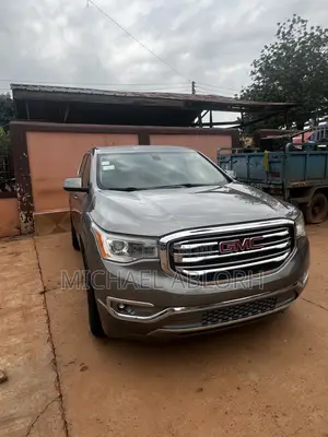 GMC Acadia SLE-1 Front-wheel Drive 2017 Gray
