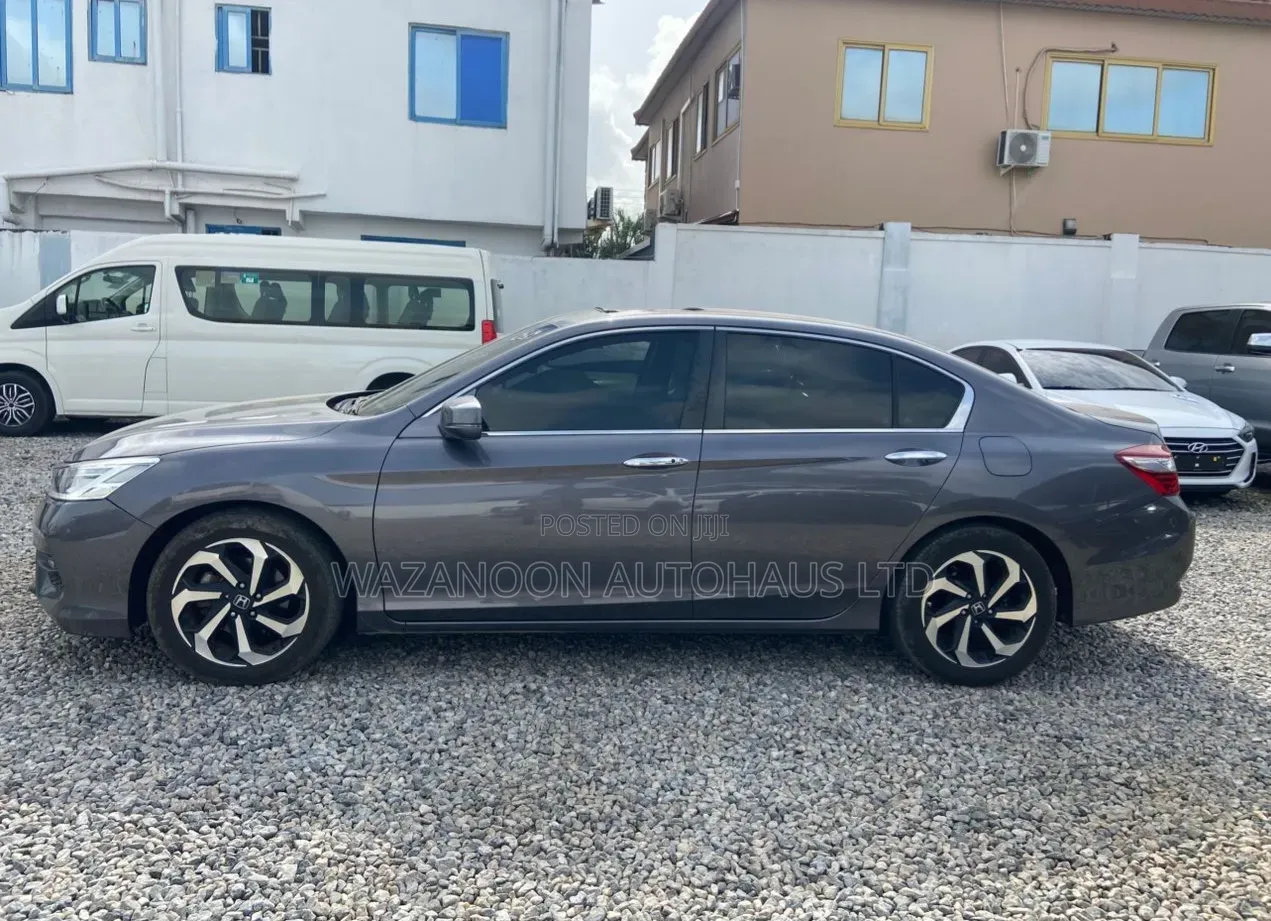 Honda Accord EX-L 4dr Sedan FWD (2.4L 4cyl 2A) 2017 Gray