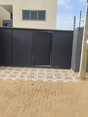 4bdrm Duplex in Accra Metropolitan for sale