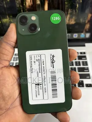 Apple iPhone 13 128 GB Green