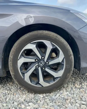 Honda Accord EX-L 4dr Sedan FWD (2.4L 4cyl 2A) 2017 Gray