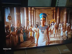 Samsung 43” Smart Television With Sharp Visuals