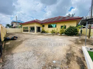 5bdrm House in Westland, Medifem Area for rent