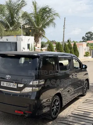 7 Seater Car for Rental Within and Outside Accra