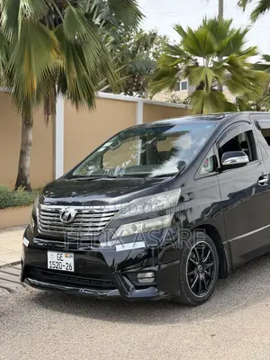 7 Seater Car for Rental Within and Outside Accra