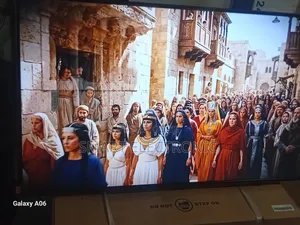 Samsung 43” Multi-Feature Smart Led Tv