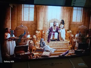 Samsung 43-Inch Smart Tv With High Definition Display