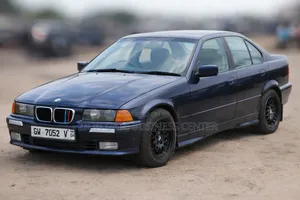 BMW 318i 1994 Blue
