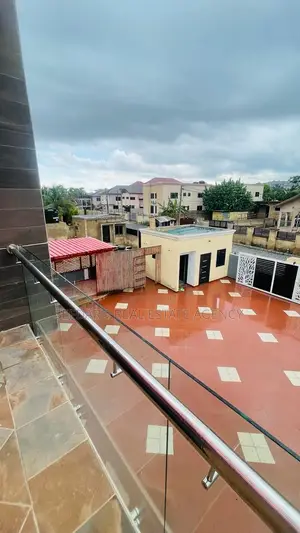 4bdrm House in Sefdard Properties, Kwabenya for sale