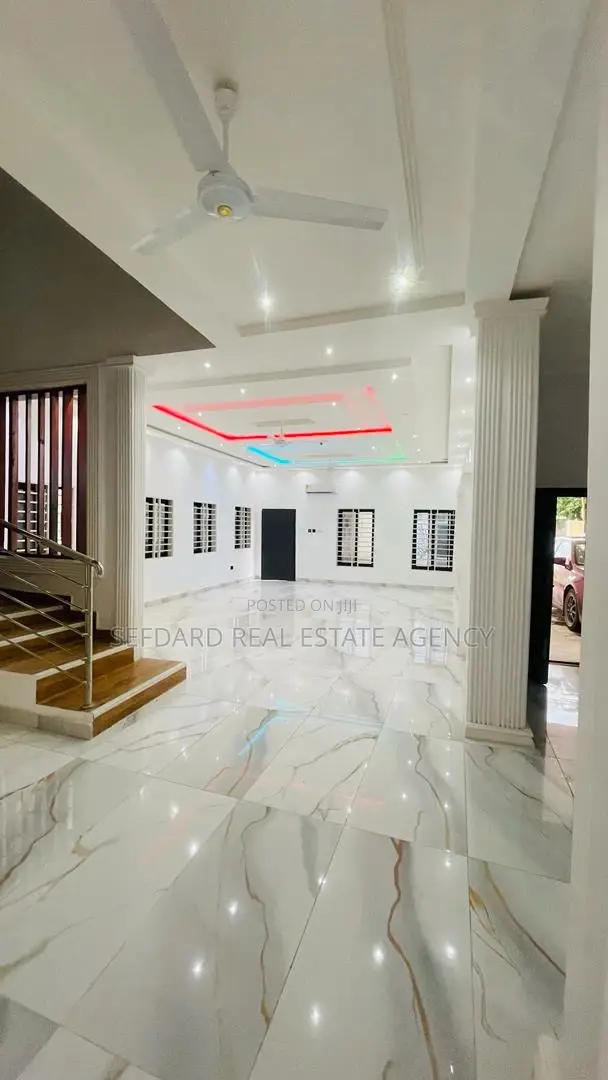 4bdrm House in Sefdard Properties, Kwabenya for sale