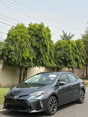 Toyota Corolla XSE (1.8L 4cyl 2A) 2019 Gray