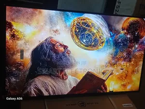 Samsung 43-Inch Smart Television With Dynamic Color Technology